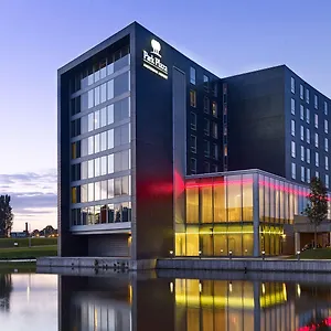 4* Hotel Park Plaza Amsterdam Airport