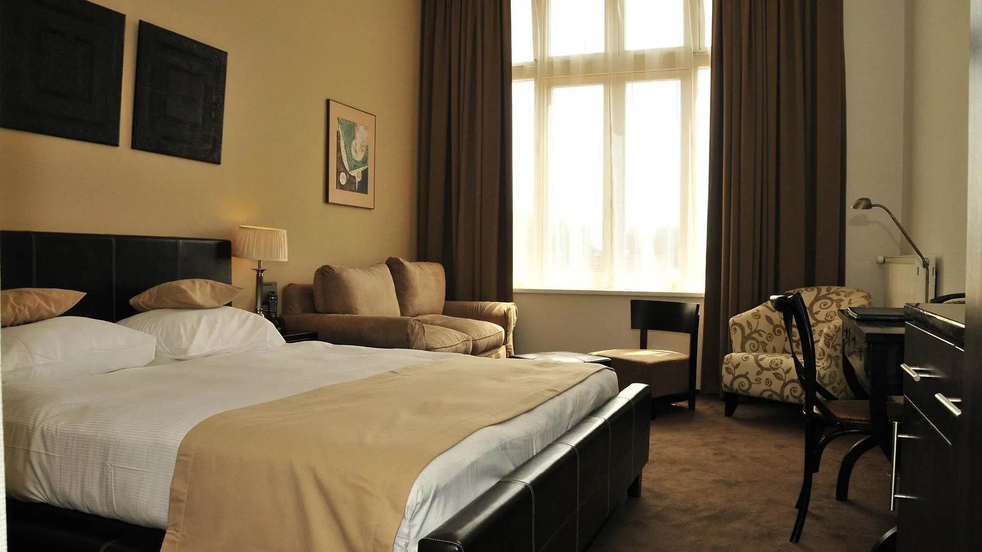 Hotel Chariot Aalsmeer