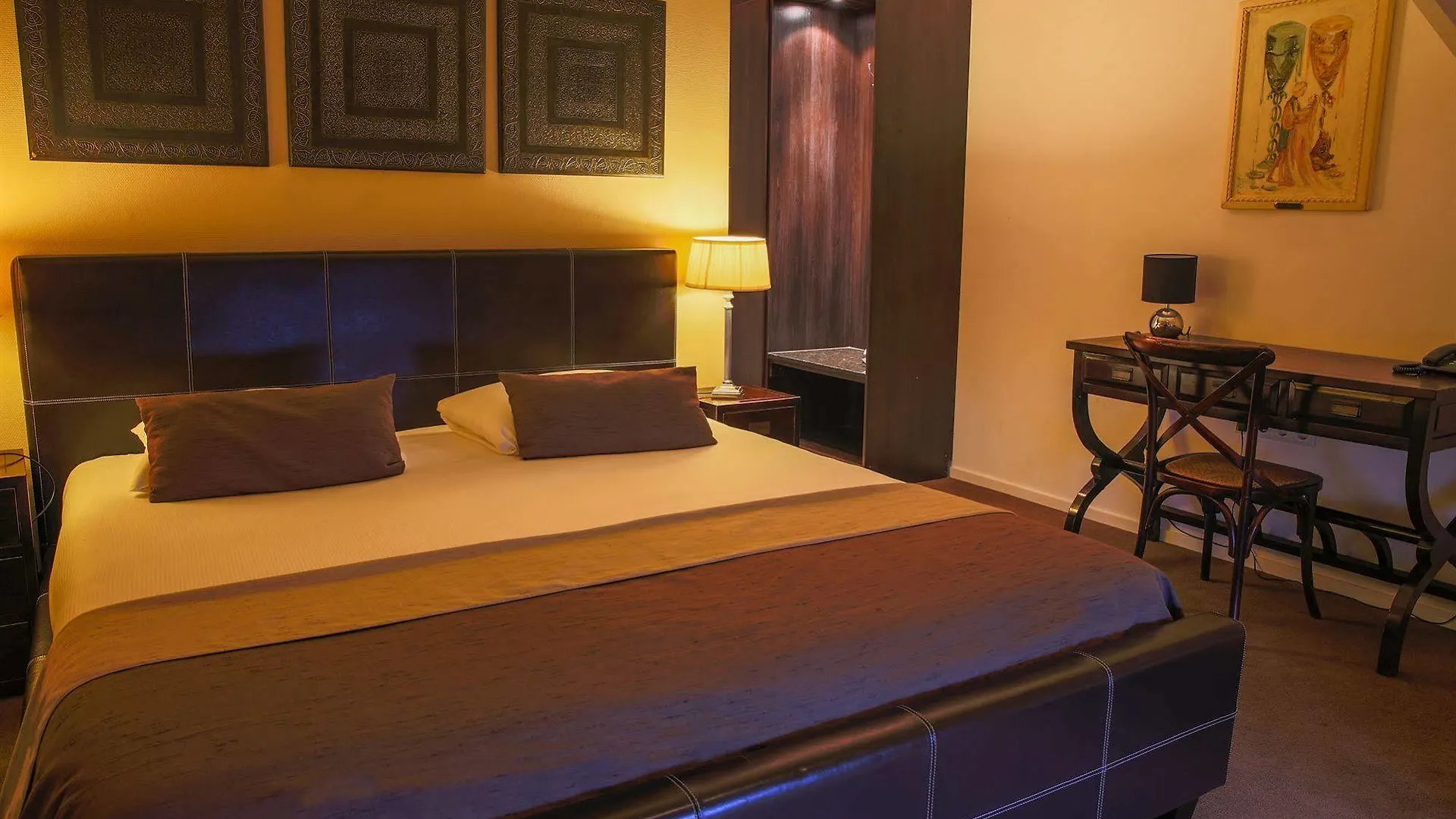 ****  Hotel Chariot Aalsmeer Netherlands